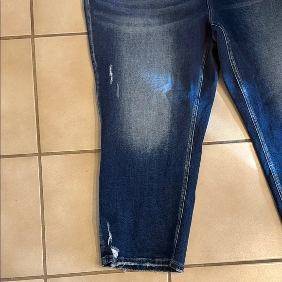 KanCan Dark Wash Ankle Jeans - Picture 4 of 9